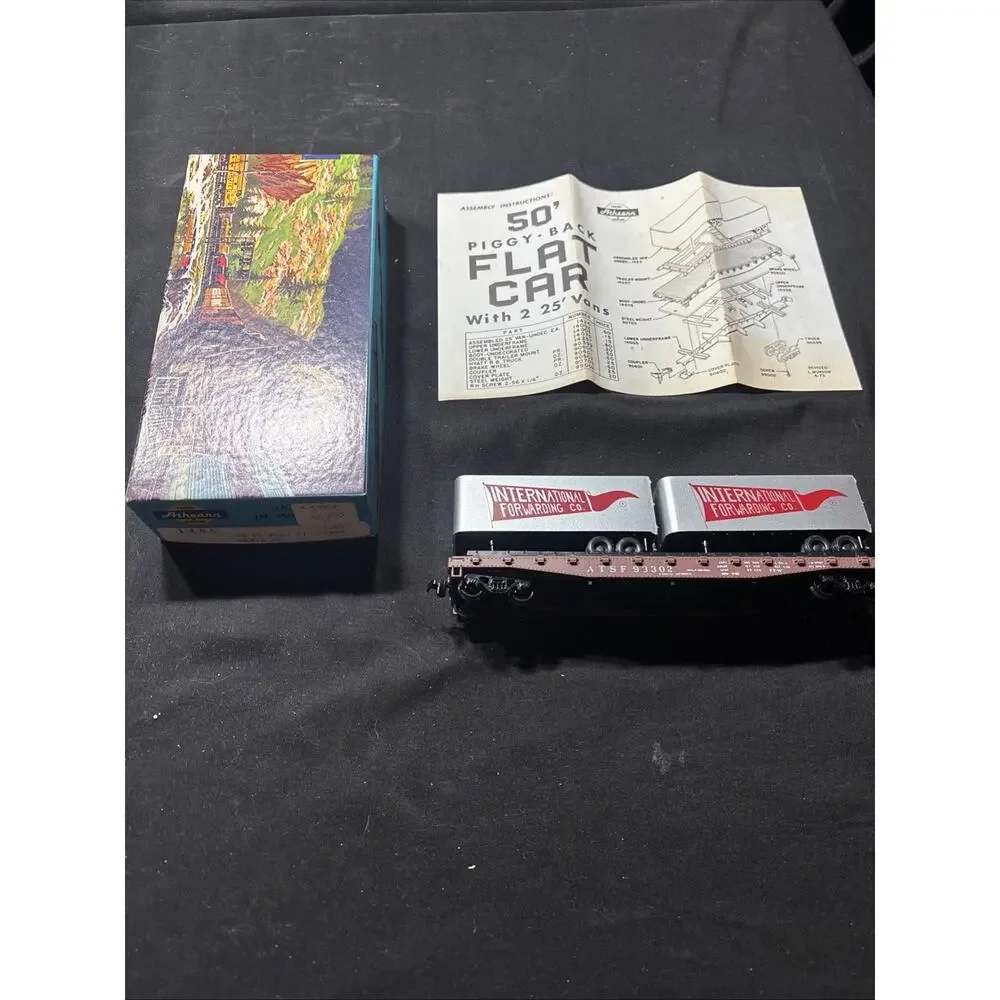 Vintage Athearn HO Scale Blue Box Lot 6 Train Freight Cars Coors Flatcar Reefers